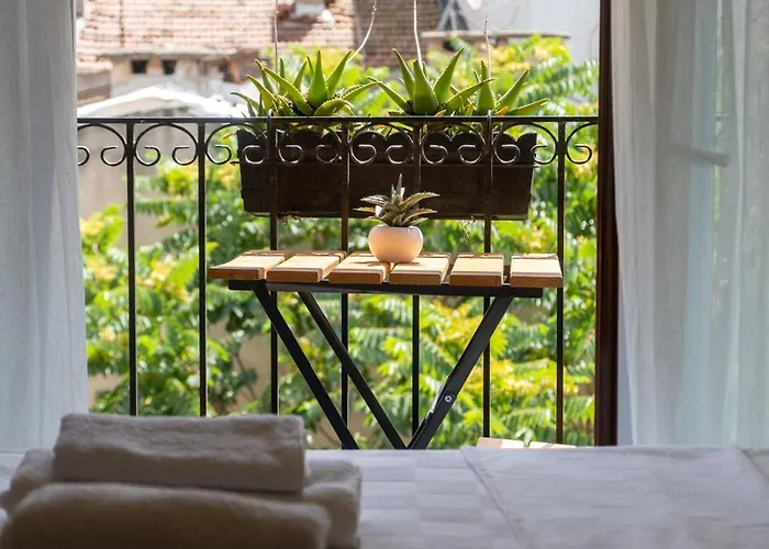 Taksim Fiore Appartement *