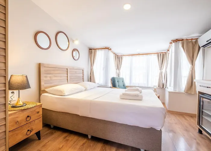 Taksim Fiore Appartement *