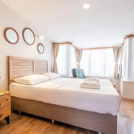 Taksim Fiore Apartament *